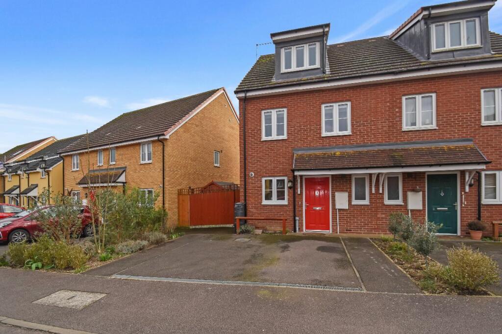 3 bedroom semidetached house for sale in Farmers Row, Fulbourn