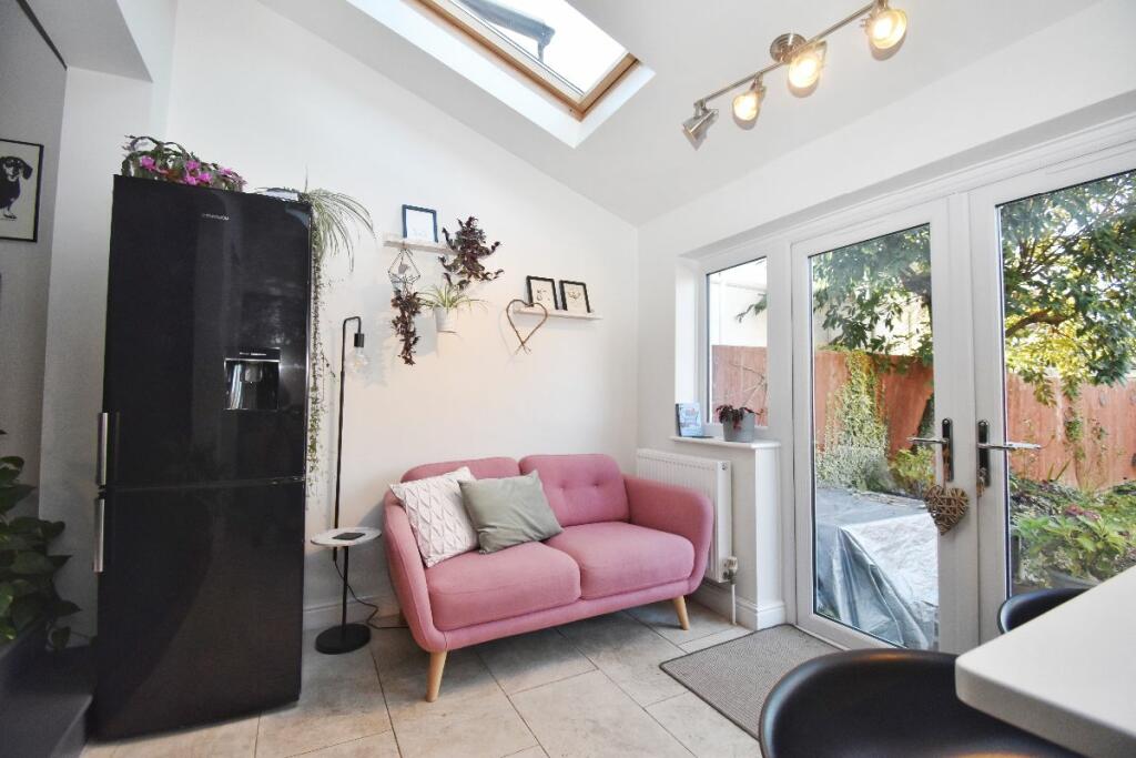Additional property image - Meadowlands Road, Cambridge