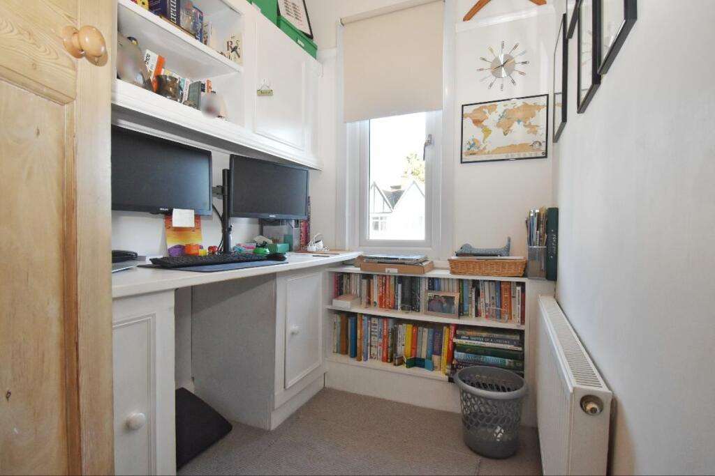 Additional property image - Meadowlands Road, Cambridge