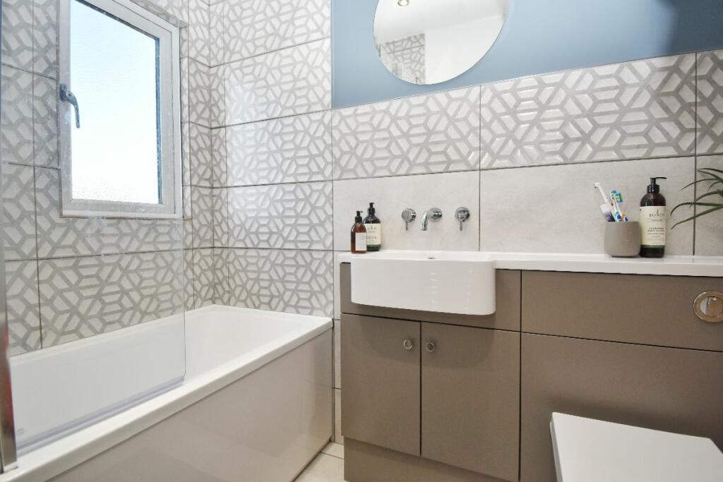 Additional property image - Meadowlands Road, Cambridge