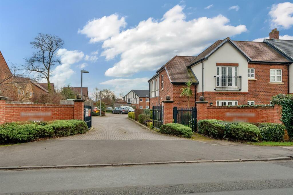 Additional property image - Four Ashes Road, Bentley Heath