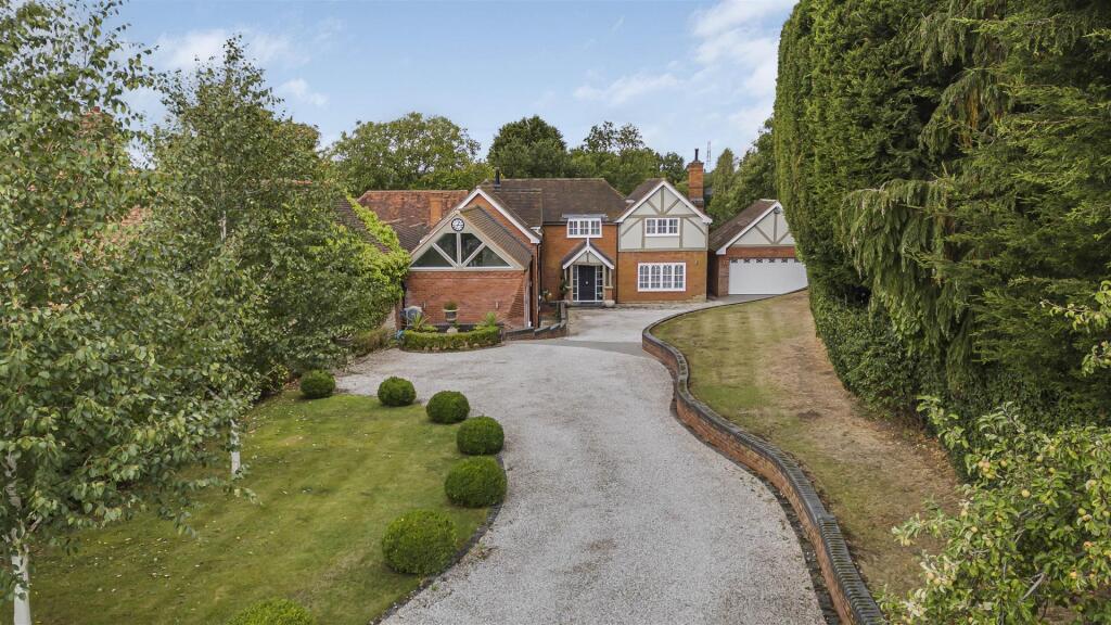 Main image of property: Windmill Cottage, Rowington