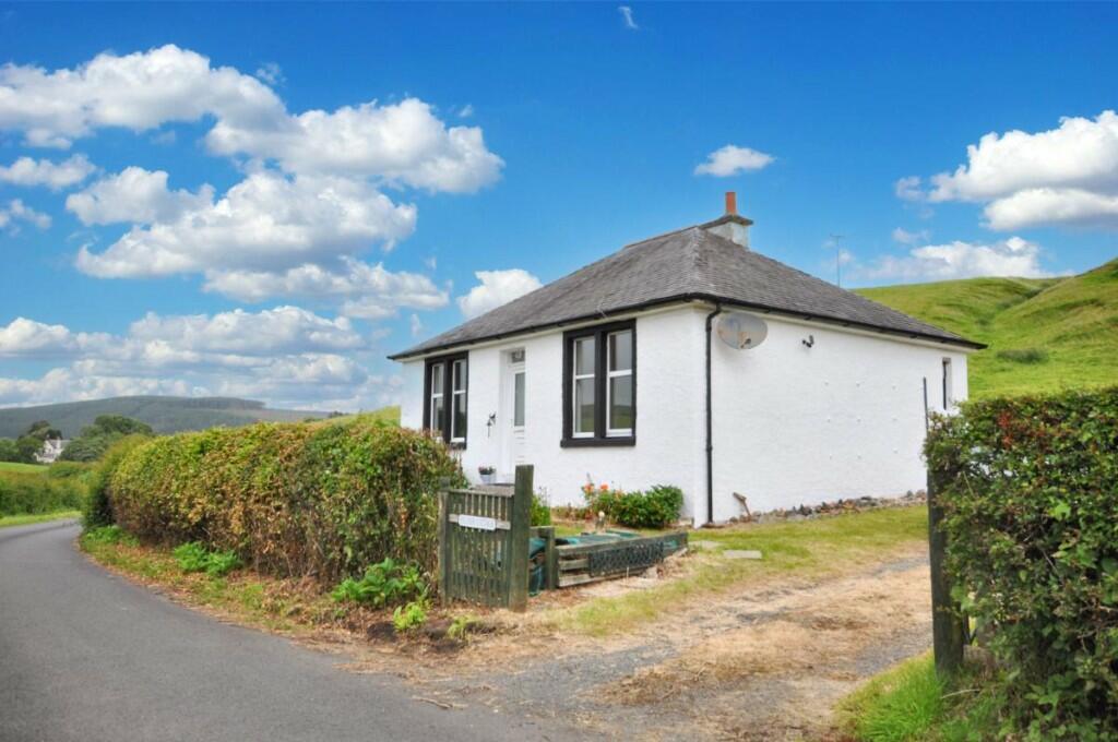 Main image of property: Hillside Cottage, Pinwherry, KA26 0SL