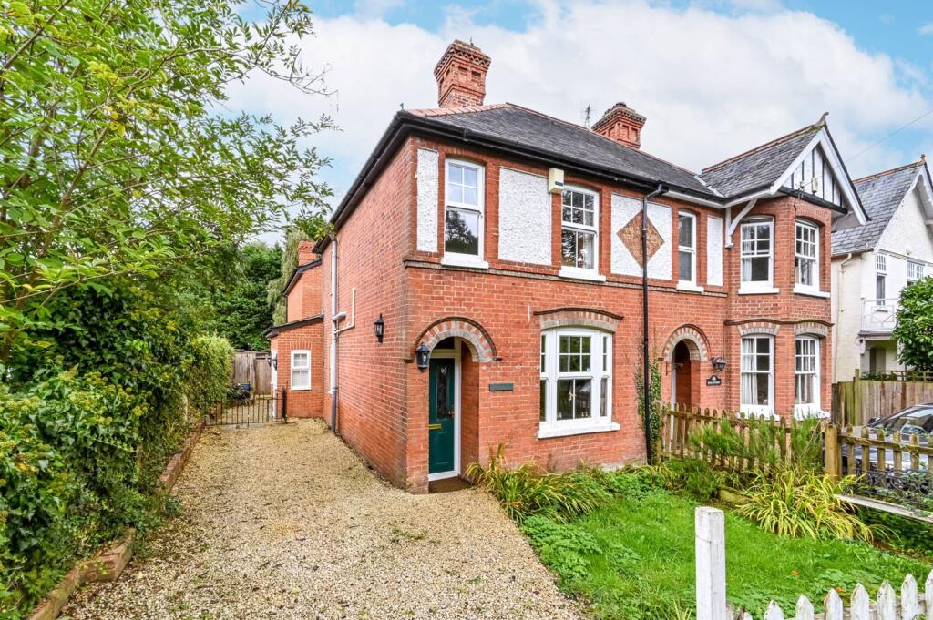 Main image of property: Furze Platt Road, Maidenhead, SL6