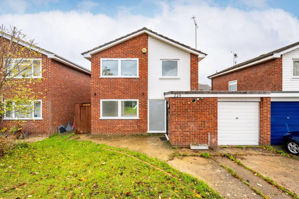 Main image of property: Cookham Road, Maidenhead, SL6