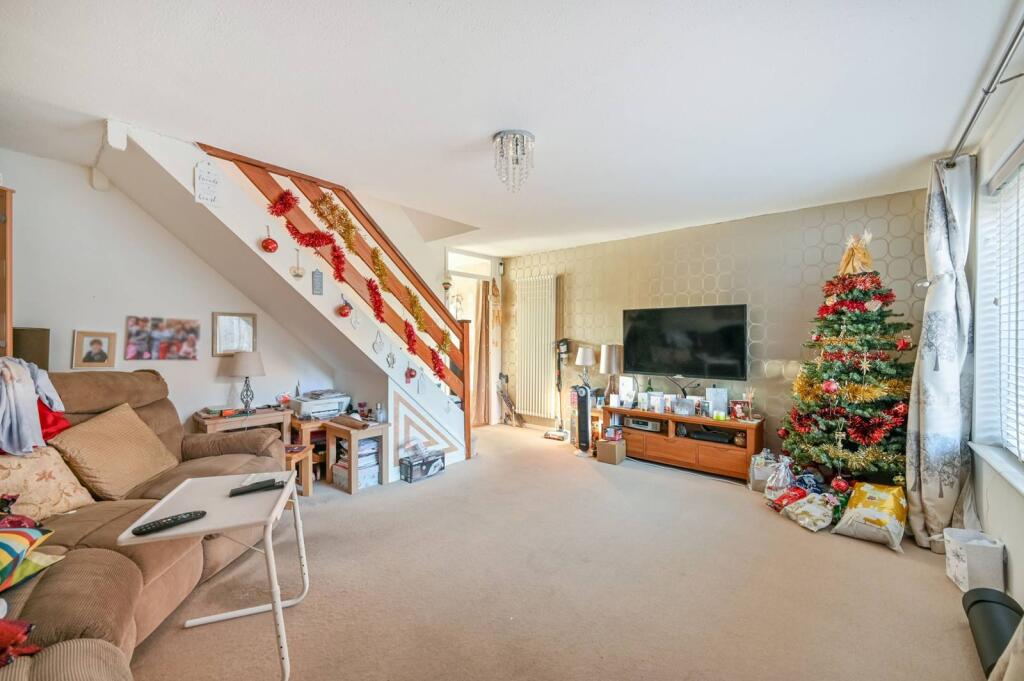 Main image of property: Bennetts Close, Cippenham Green, Slough, SL1