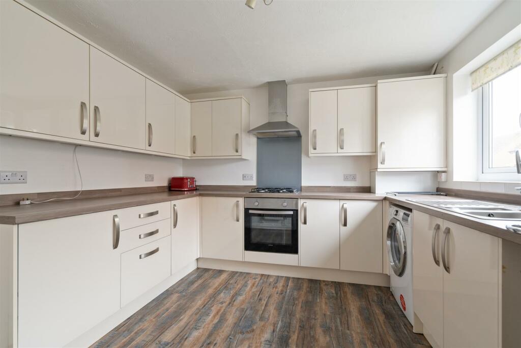 Additional property image - Hazeltree Grove, Dorridge, Solihull