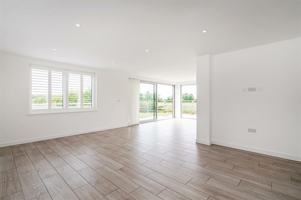 Additional property image - Stripes Hill Farm, Knowle