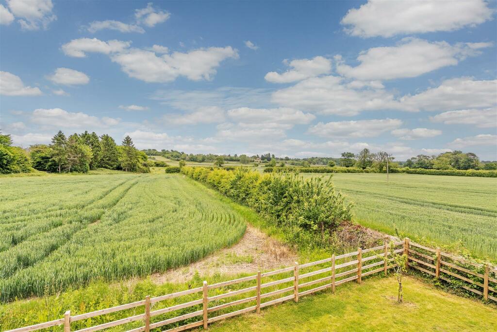 Additional property image - Stripes Hill Farm, Knowle
