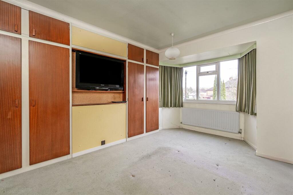Additional property image - Henley Crescent, Solihull