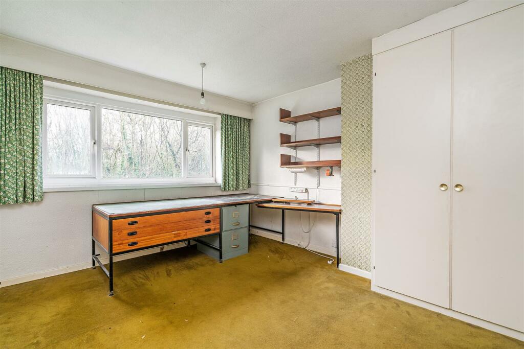 Additional property image - Henley Crescent, Solihull