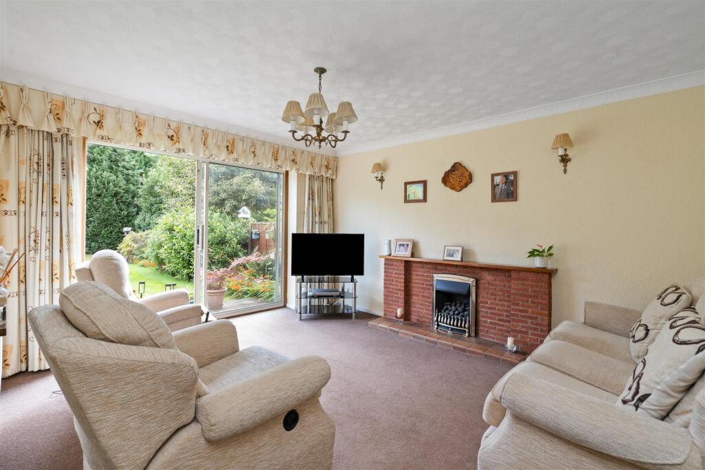 Additional property image - Cambridge Avenue, Solihull