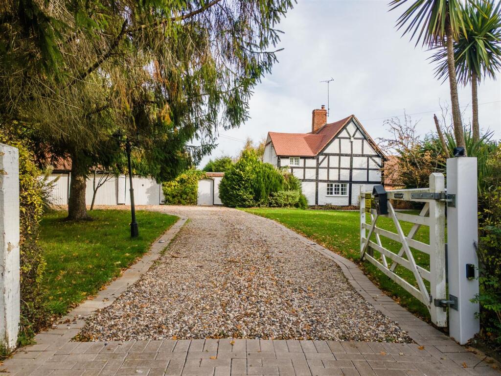 Main image of property: Umberslade, Hockley Heath, Solihull