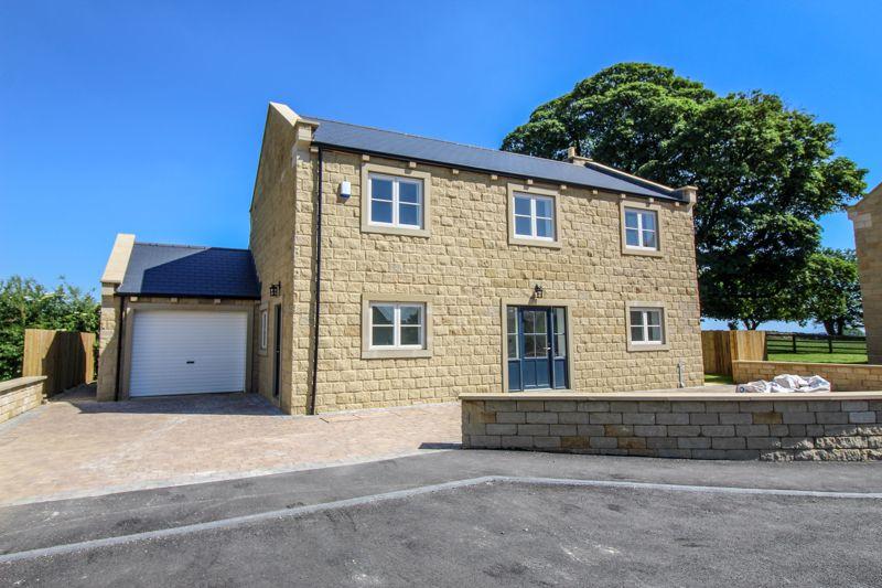 4 bedroom detached house for sale in 4 Oak Garth, High View, Burnt