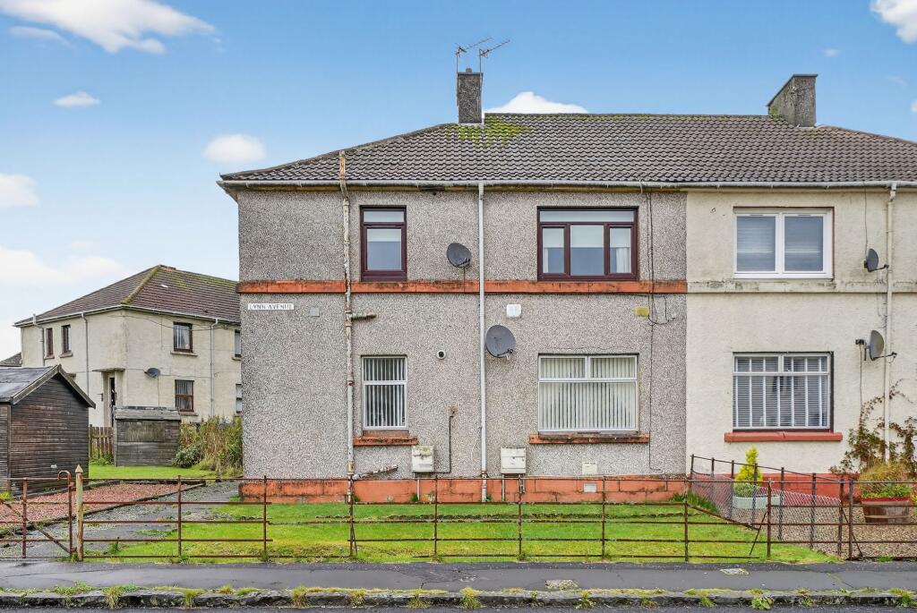 Main image of property: 4 Lynn Avenue, Dalry, KA24 4AP