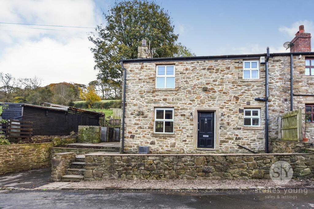 2 bedroom cottage for sale in Painter Wood, Billington, BB7