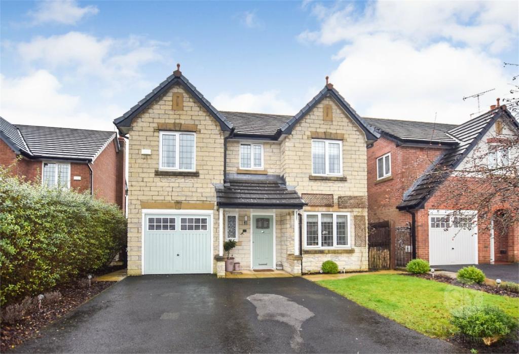 4 bedroom detached house for sale in Pendle Drive, Whalley, BB7