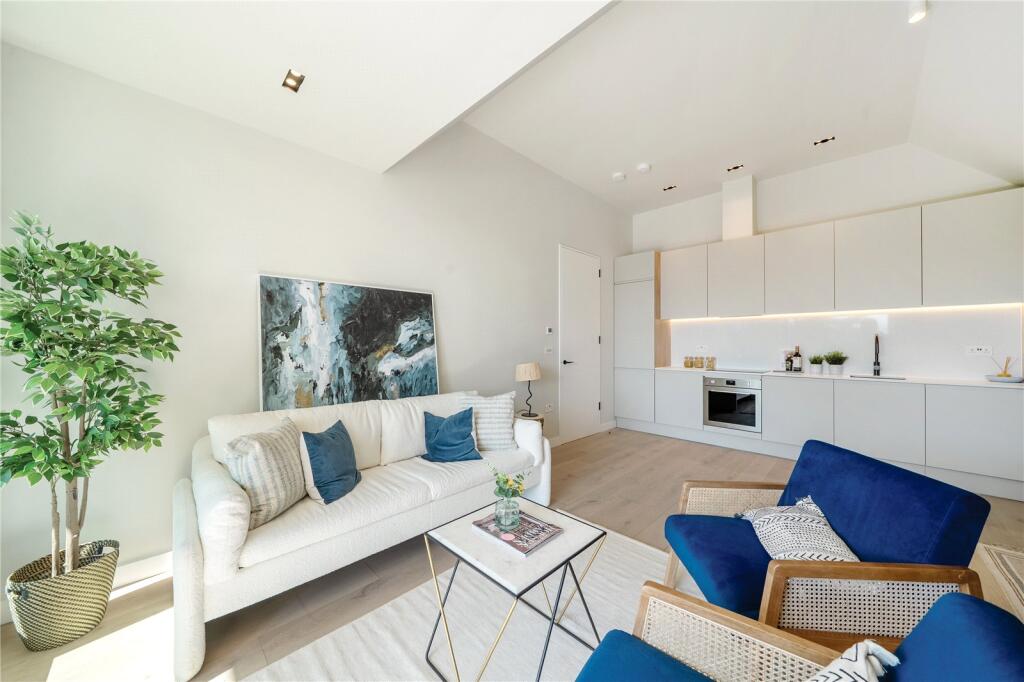 Main image of property: Creswick Road, London