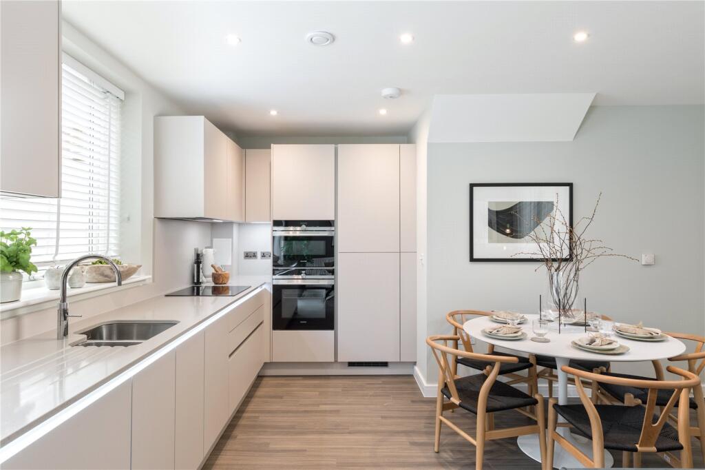 Main image of property: Enfield Road, London