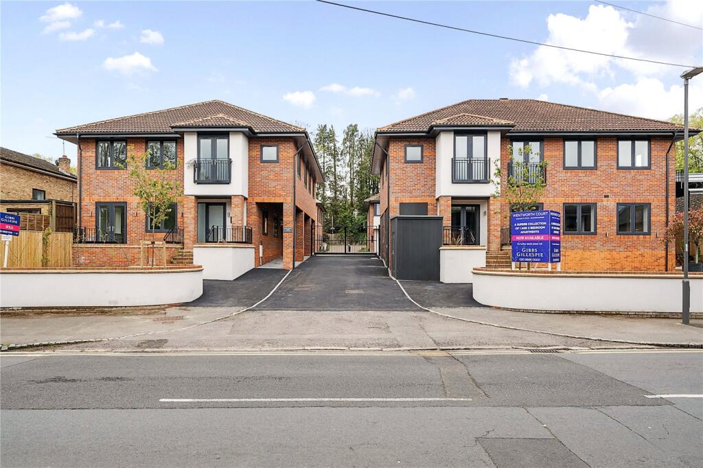 Main image of property: Wentworth Court, 2-4 High Street, Chalfont St. Peter