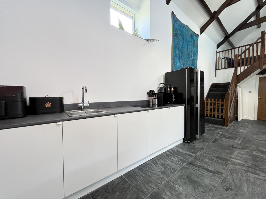 Additional property image - Ty Mawr, Ystradfellte, Aberdare, Mid Glamorgan