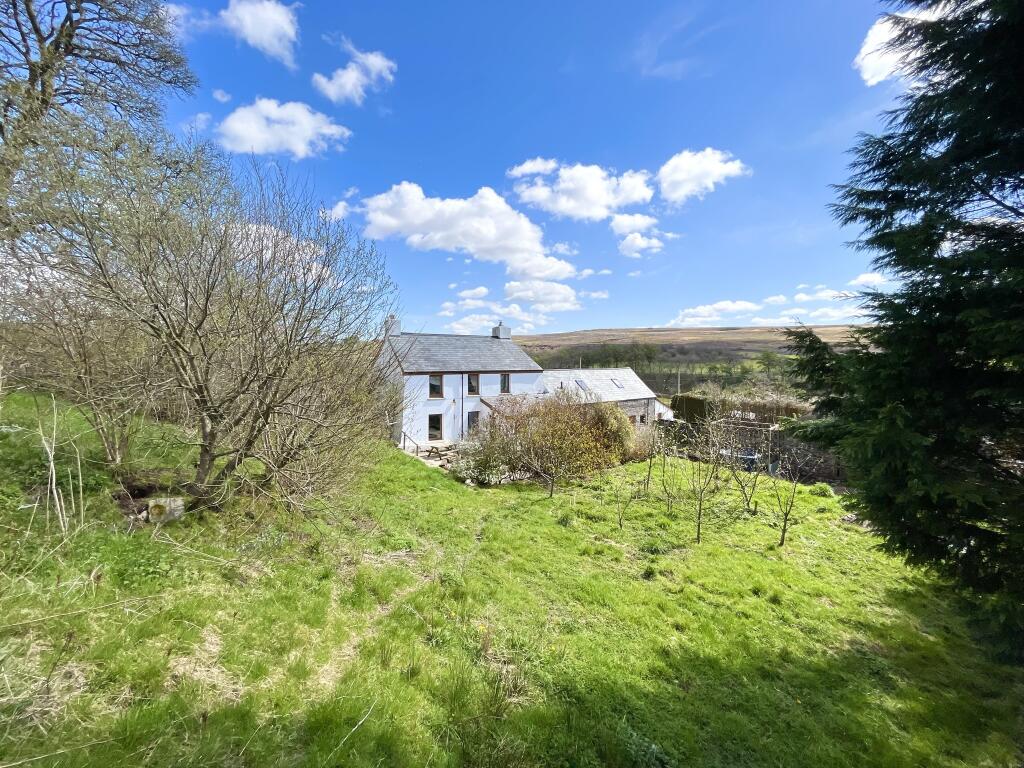 Additional property image - Ty Mawr, Ystradfellte, Aberdare, Mid Glamorgan
