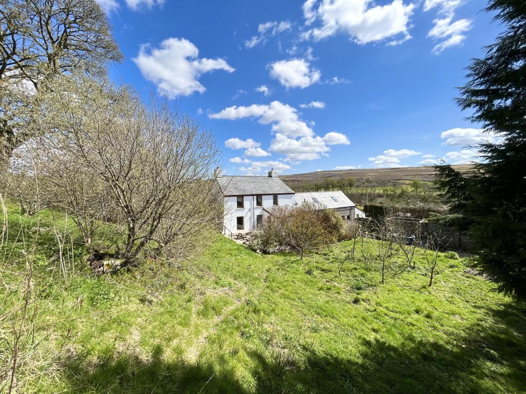 Additional property image - Ty Mawr, Ystradfellte, Aberdare, Mid Glamorgan