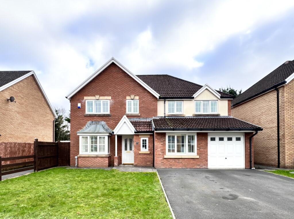 5 bedroom detached house for sale in Parc Aberaman, Aberaman, Aberdare