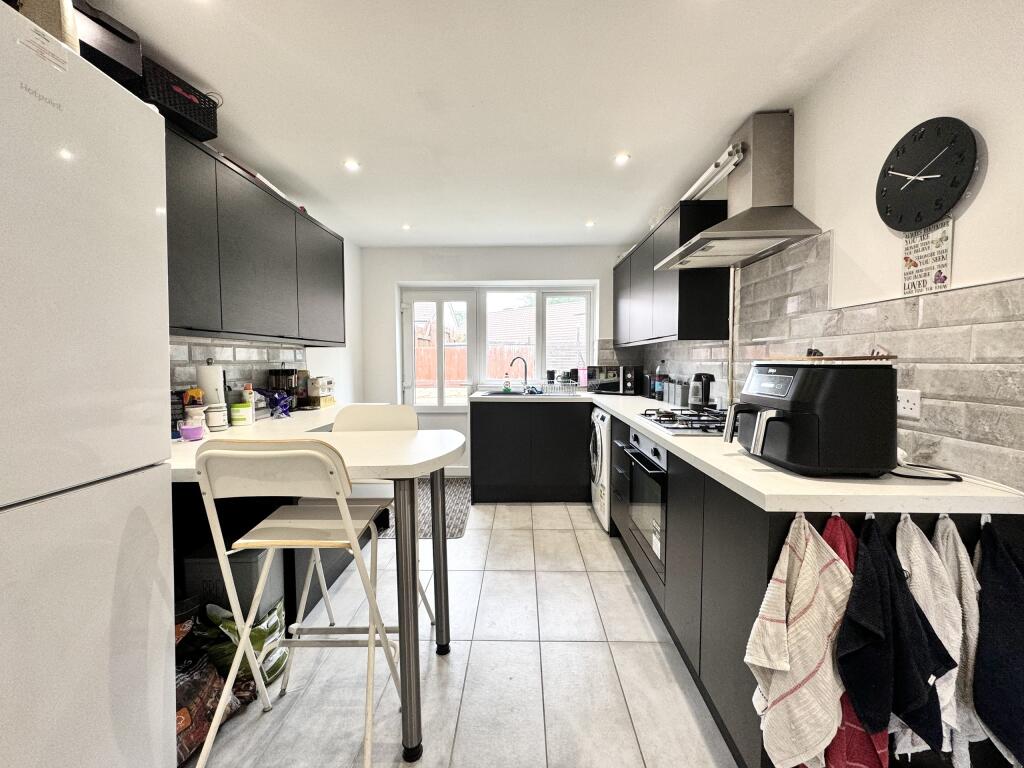 Additional property image - Chapel Row, Cwmbach, Aberdare
