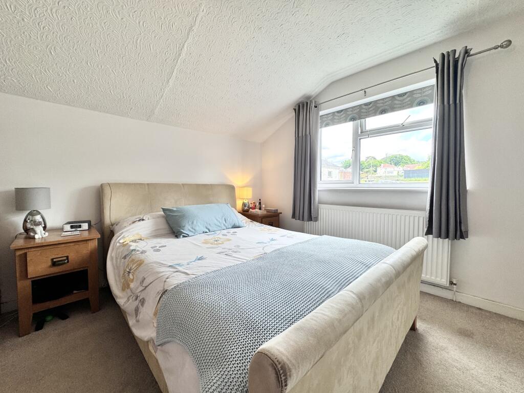 Additional property image - Exhibition Row, Llwydcoed, Aberdare