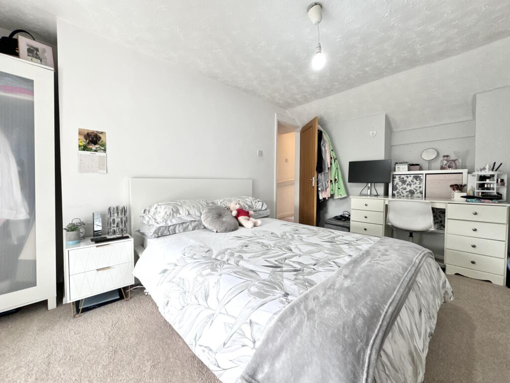 Additional property image - Exhibition Row, Llwydcoed, Aberdare