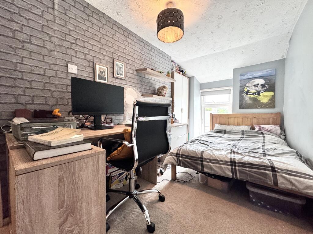 Additional property image - Exhibition Row, Llwydcoed, Aberdare
