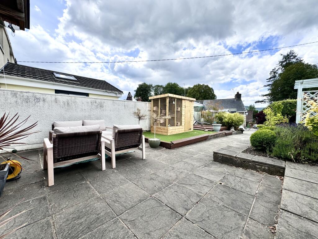 Additional property image - Exhibition Row, Llwydcoed, Aberdare