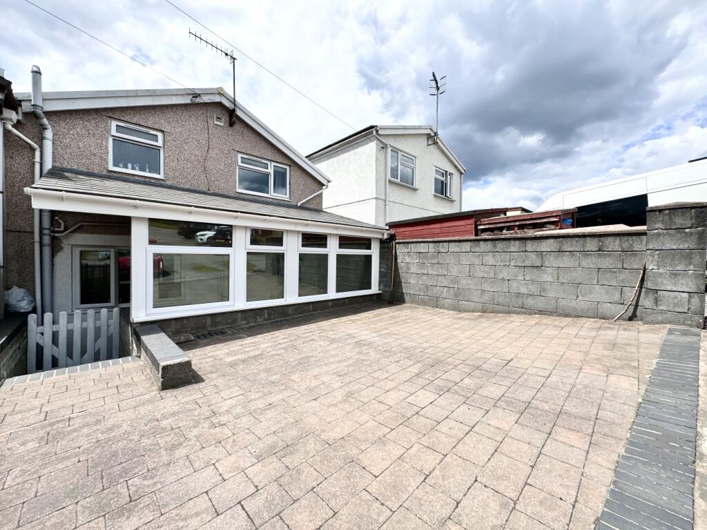 Additional property image - Exhibition Row, Llwydcoed, Aberdare