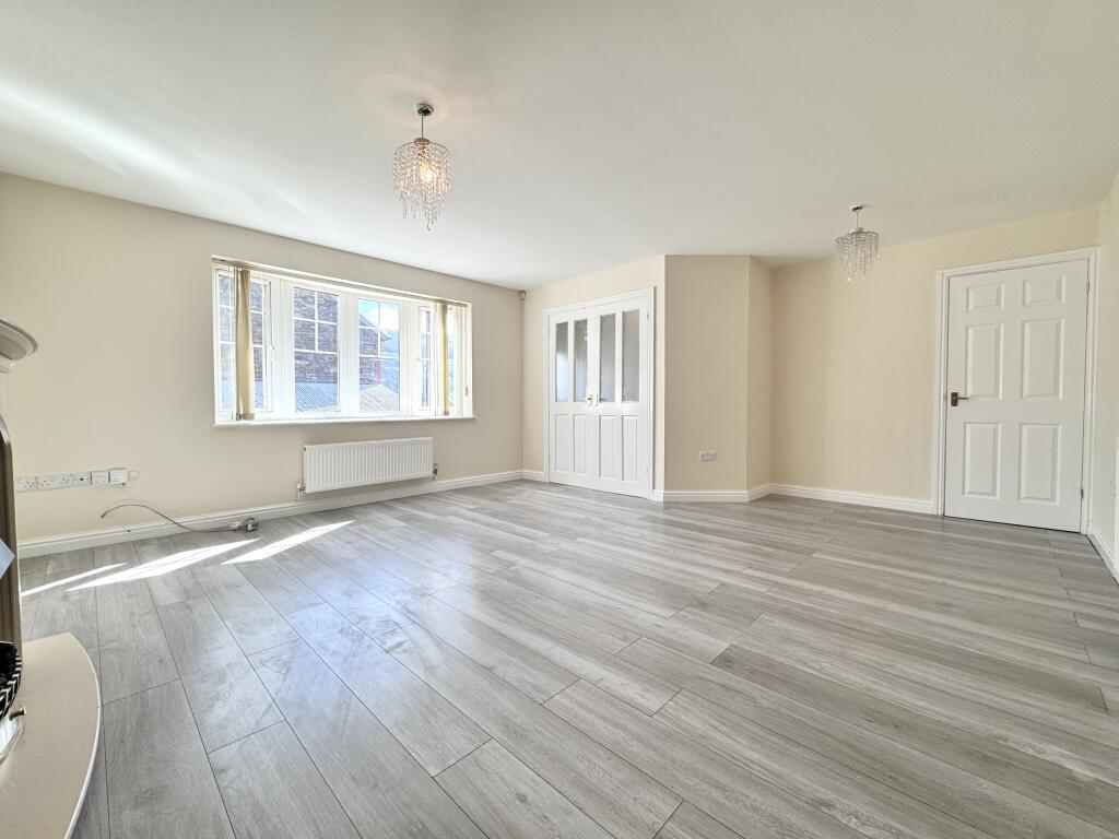 Additional property image - The Willow, Stream Street, Mountain Ash