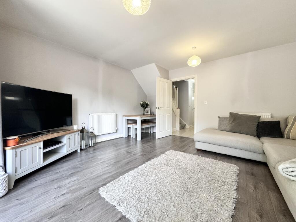 Additional property image - Tan Y Bryn Gardens, Llwydcoed, Aberdare, South Glamorgan