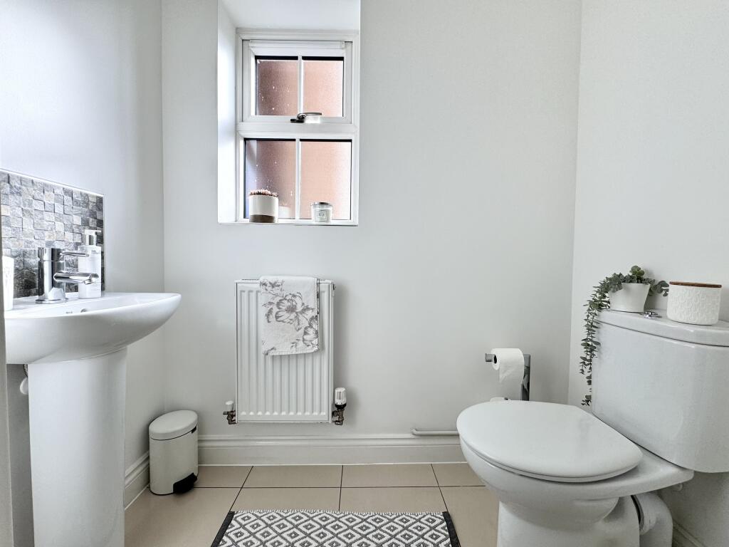 Additional property image - Tan Y Bryn Gardens, Llwydcoed, Aberdare, South Glamorgan