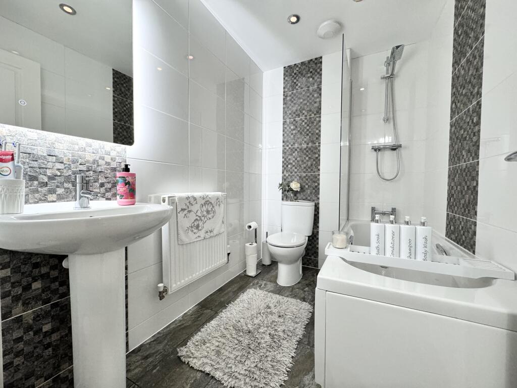 Additional property image - Tan Y Bryn Gardens, Llwydcoed, Aberdare, South Glamorgan
