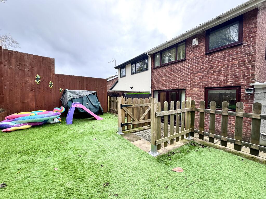 Additional property image - Pinecroft Avenue, Aberdare, South Glamorgan