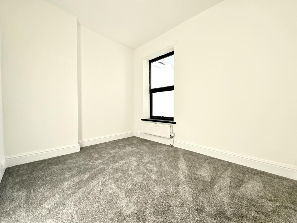 Additional property image - Broncynon Terrace, Aberdare, South Glamorgan