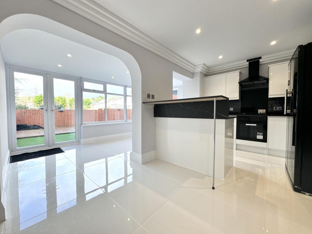 Additional property image - Greenways, Abernant, Aberdare