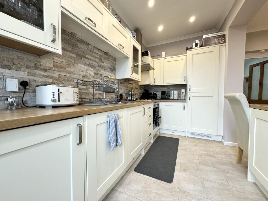 Additional property image - Gladstone Street, Aberaman, Aberdare