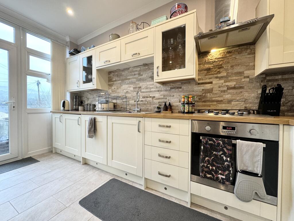 Additional property image - Gladstone Street, Aberaman, Aberdare