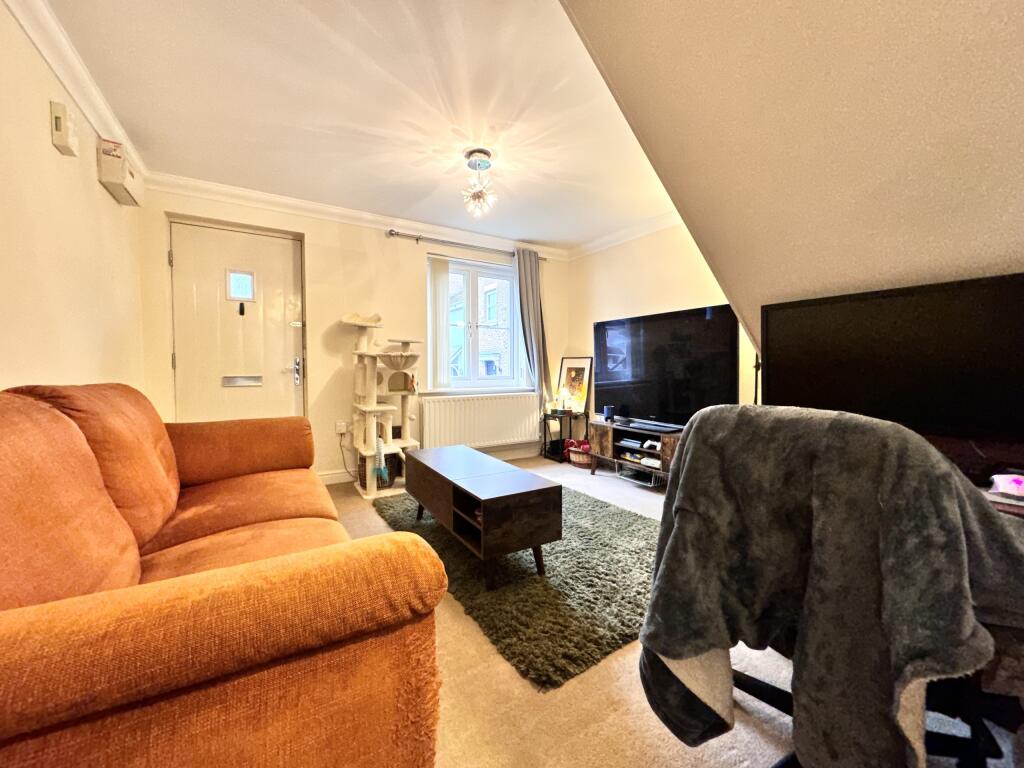 Additional property image - Glas Y Gors, Cwmbach, Aberdare