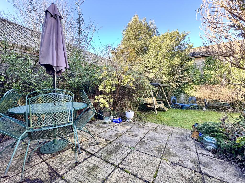 Additional property image - Highland Place, Aberdare