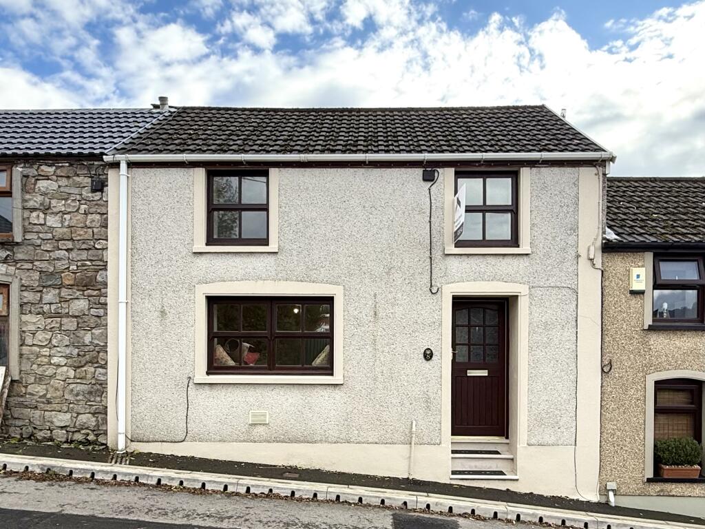 Main image of property: Miners Row, Llwydcoed, Aberdare