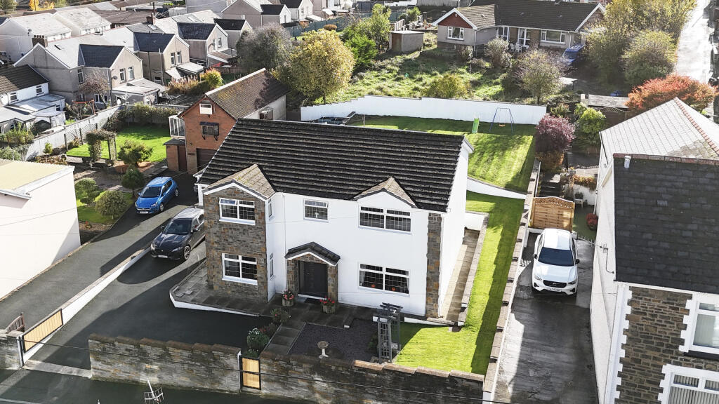 Main image of property: Llys Wen, Hill Street, Aberdare