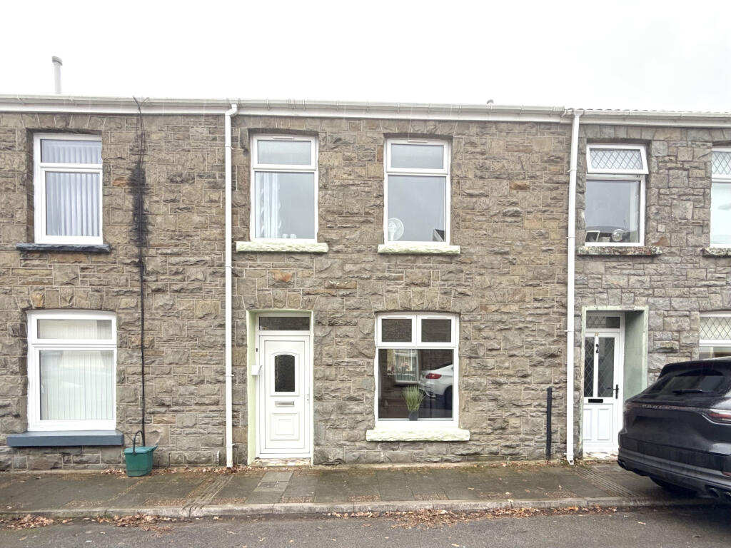 Main image of property: Oxford Street, Aberdare