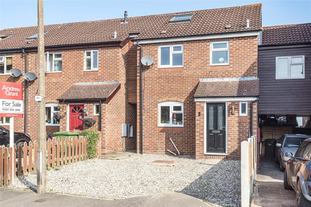 3 bedroom end of terrace house for sale in Wyre Hill, Bewdley, DY12