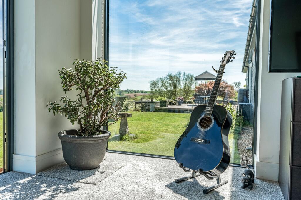 Additional property image - Langley, Stratford-upon-Avon